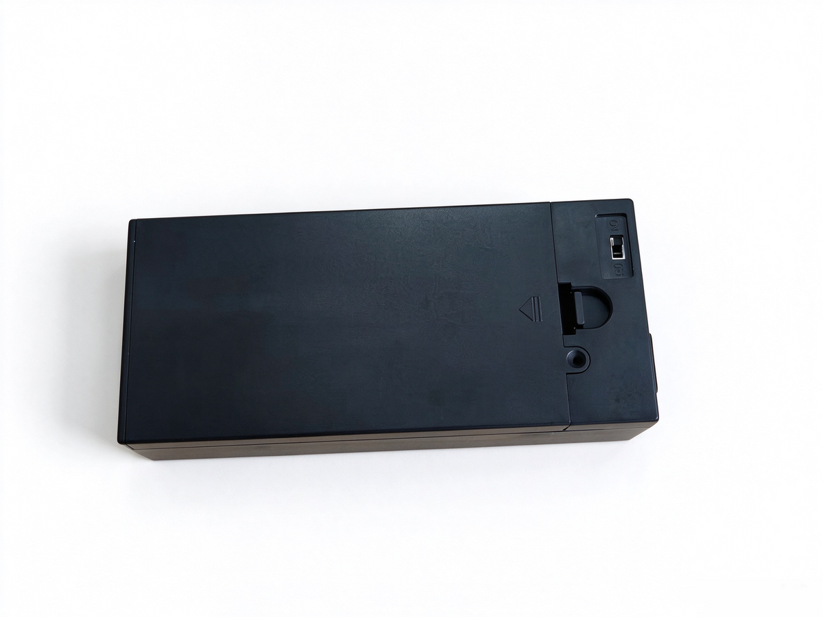 External Battery Compartments for Watch Winder